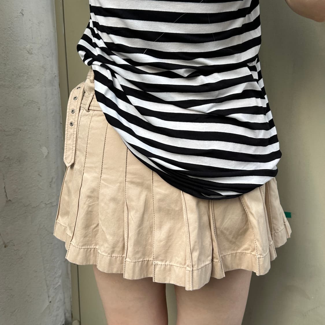2000s 레어 빈티지 버버리 본디지 플리츠 스커트 상품이미지10