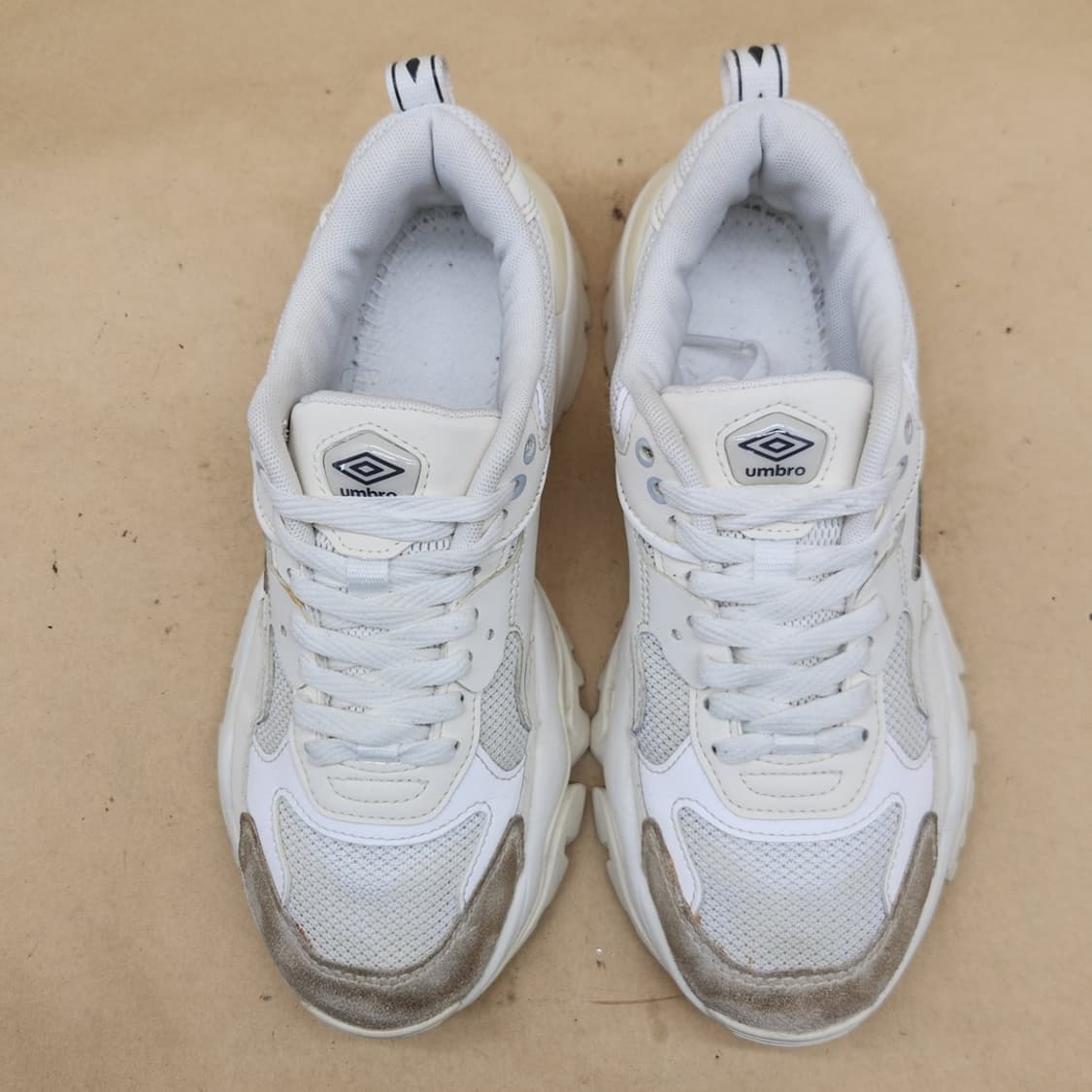 엄브로 범피 스니커즈 245 상품이미지2