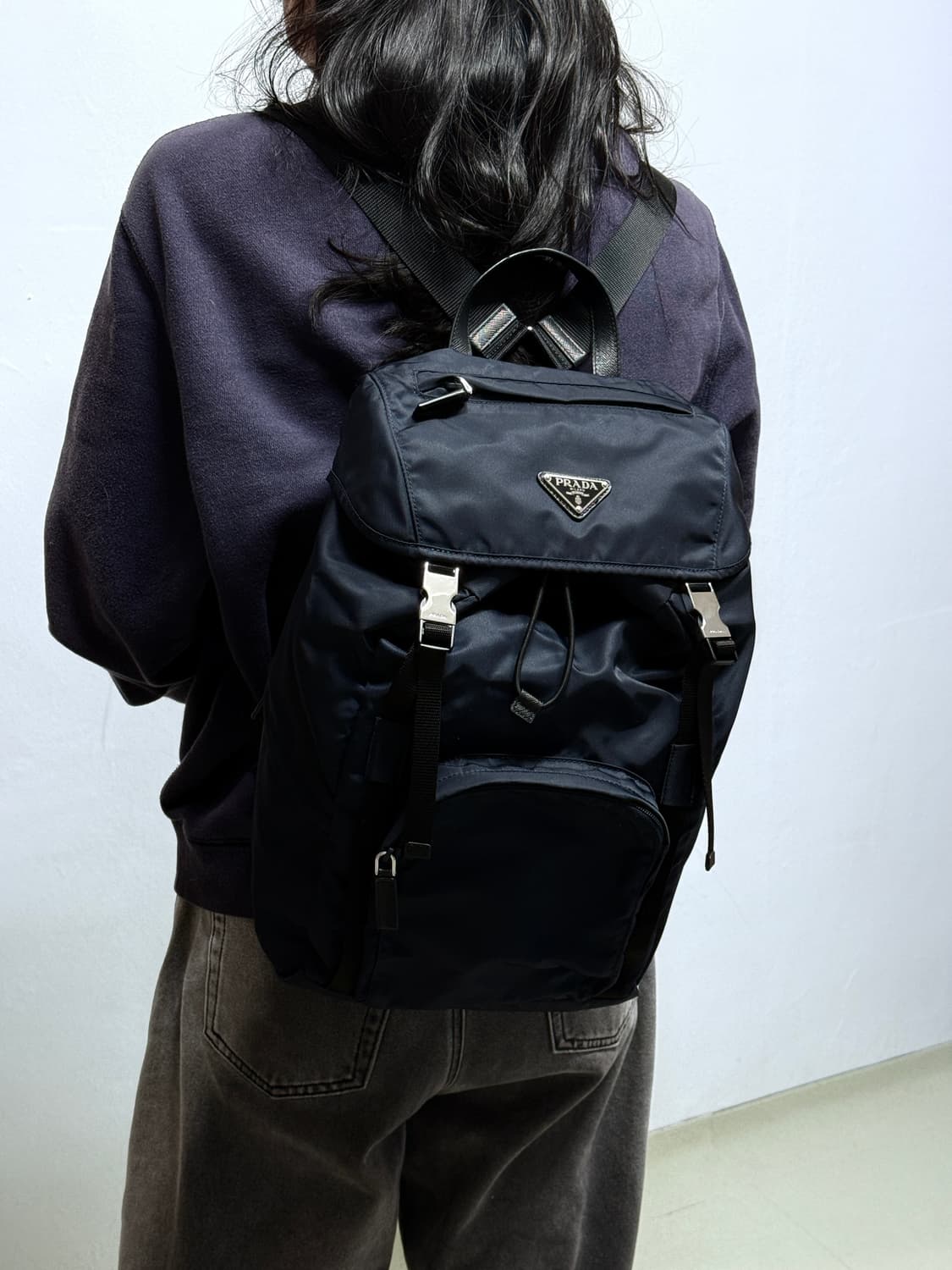프라다 리나일론 사피아노 백팩 네이비 상품이미지2
