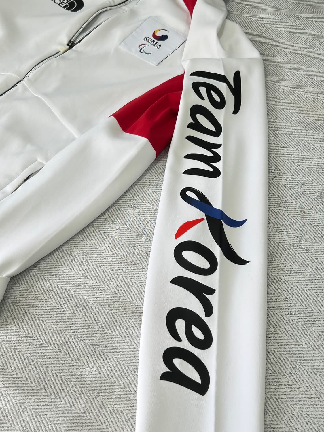 노스페이스 팀코리아 국대 트랙 자켓 화이트 상품이미지9