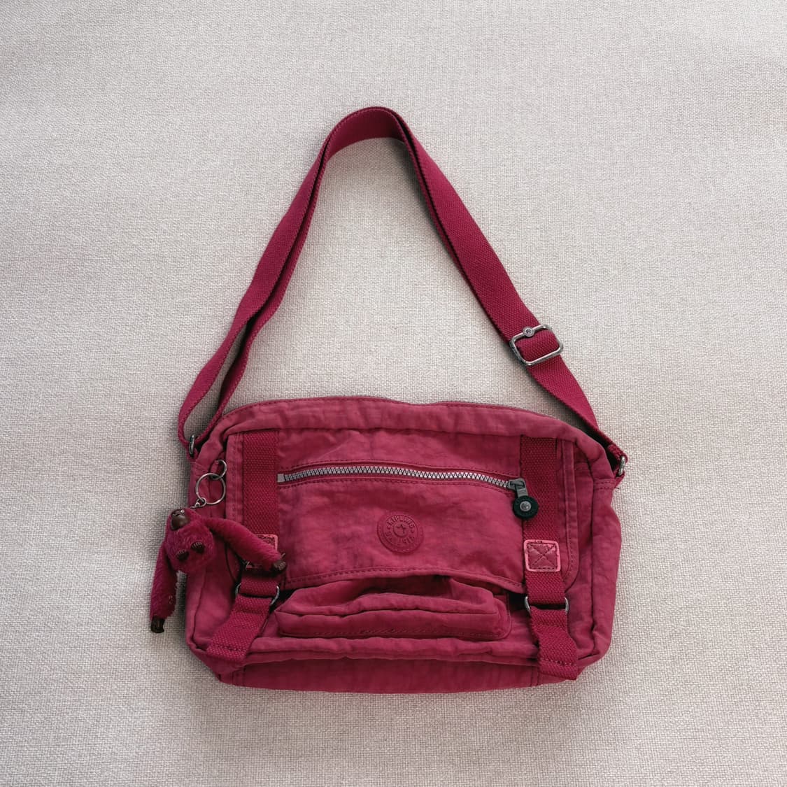 (이체시에눌) Kipling 키플링 빈티지 보라 핑크 크로스백 상품이미지1