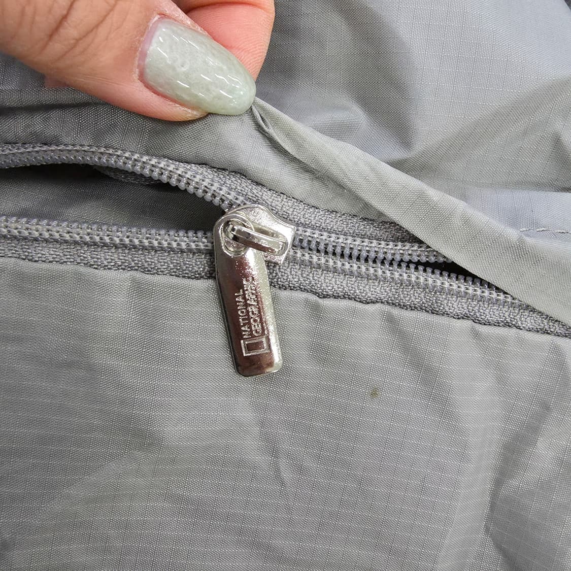 [F] 내셔널지오그래픽 크로스백 지퍼고장 0121J 상품이미지5