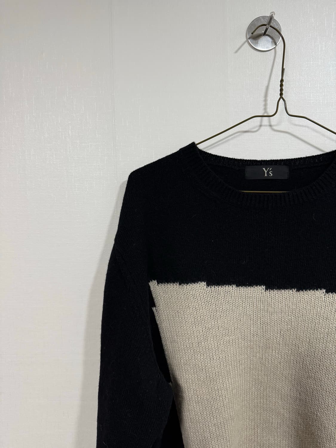 요지야마모토 레인울 화이트 패치 니트 상품이미지1