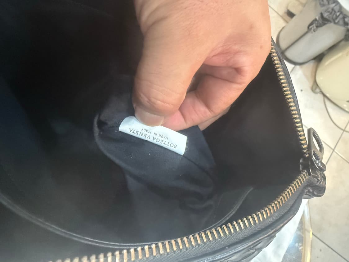 정품 보테카베네타 클러치 팝니다 상품이미지9