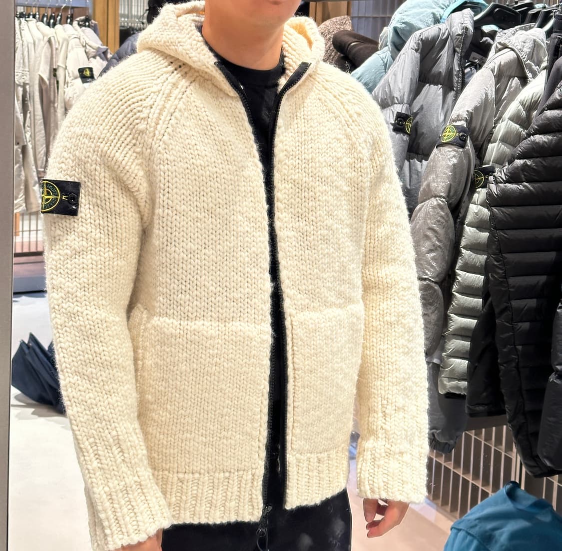 스톤아일랜드 니트 후드 집업 상품이미지1