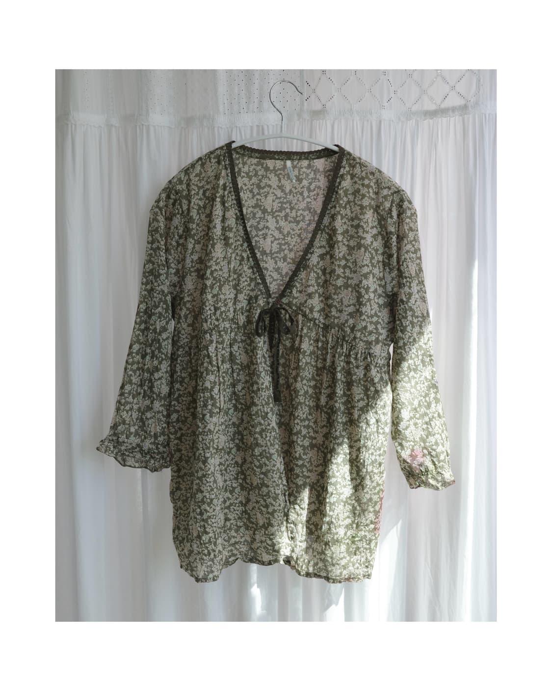 Crazy doll morigirl shirt 상품이미지1