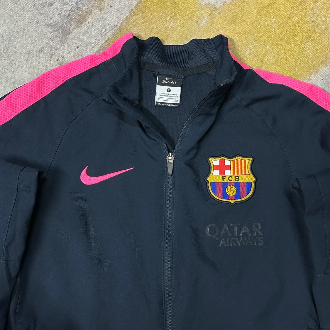 나이키 바르셀로나 트랙탑 핑크 상품이미지2