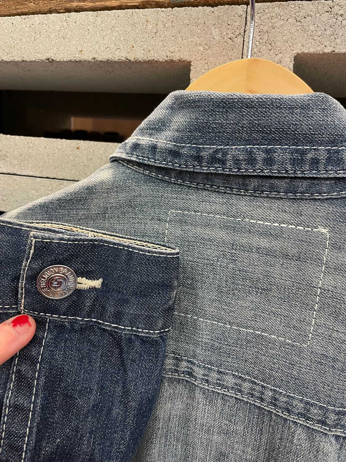 TR 트루릴리전 화이트 스티치 데님 자켓 상품이미지7