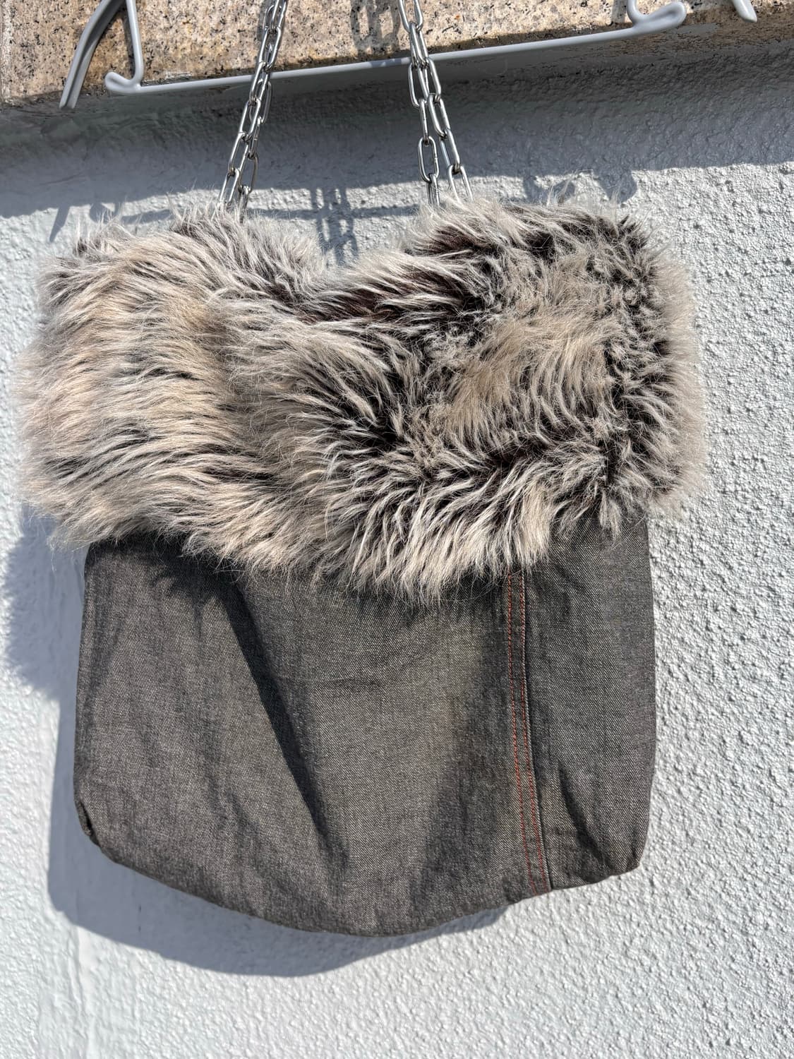 갸루 퍼 포인트 데님 체인 백 상품이미지3