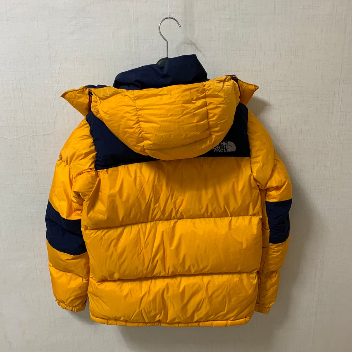 노스페이스 700 구스다운 M 거위털 써밋 패딩 옐로우 상품이미지4