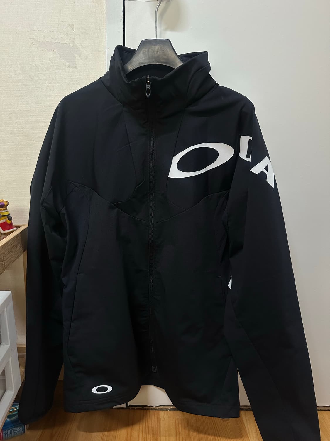 오클리 블랙 풀집업 자켓 s 상품이미지1