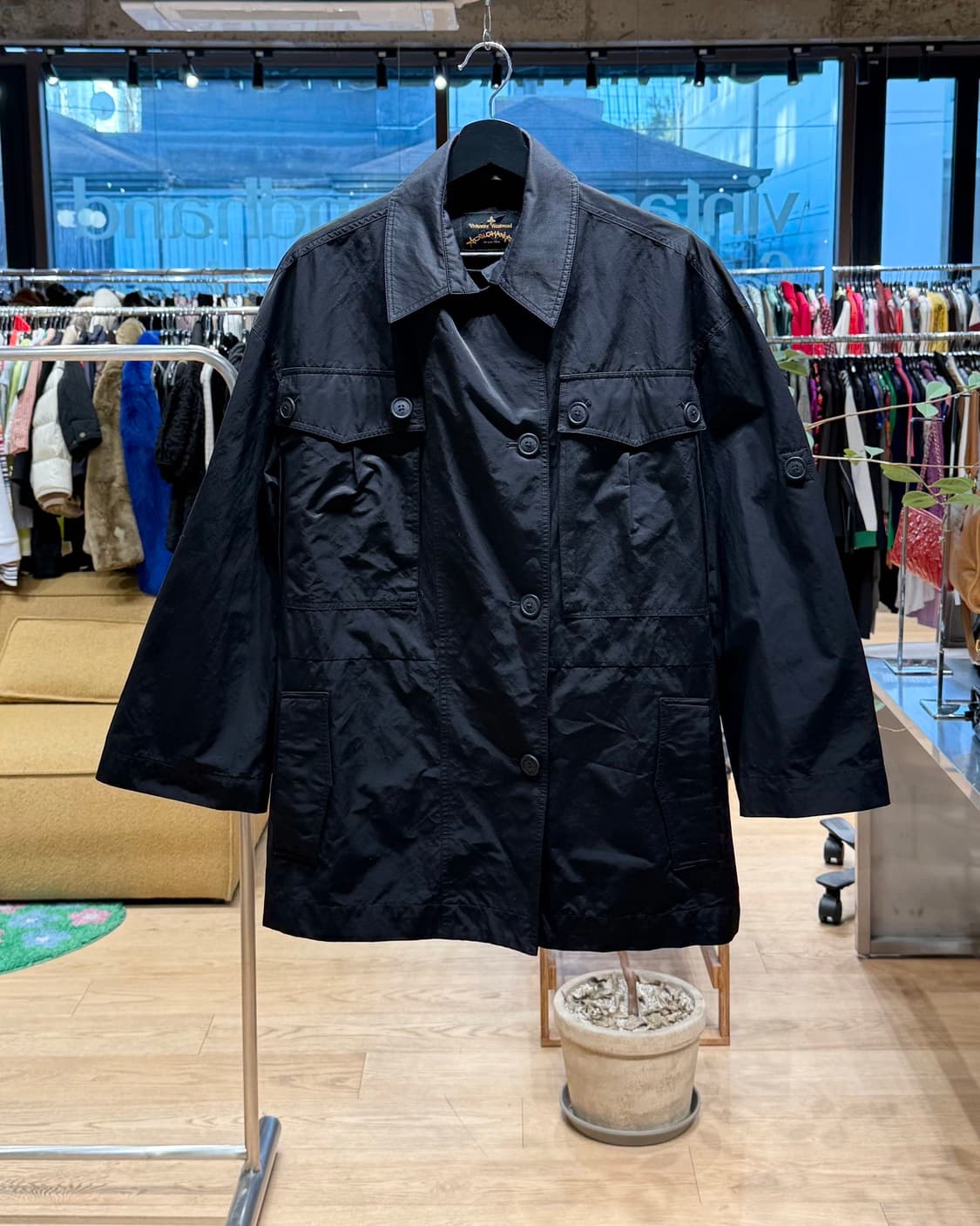 비비안웨스트우드 블랙 나일론혼방 멀티포켓 자켓  상품이미지1