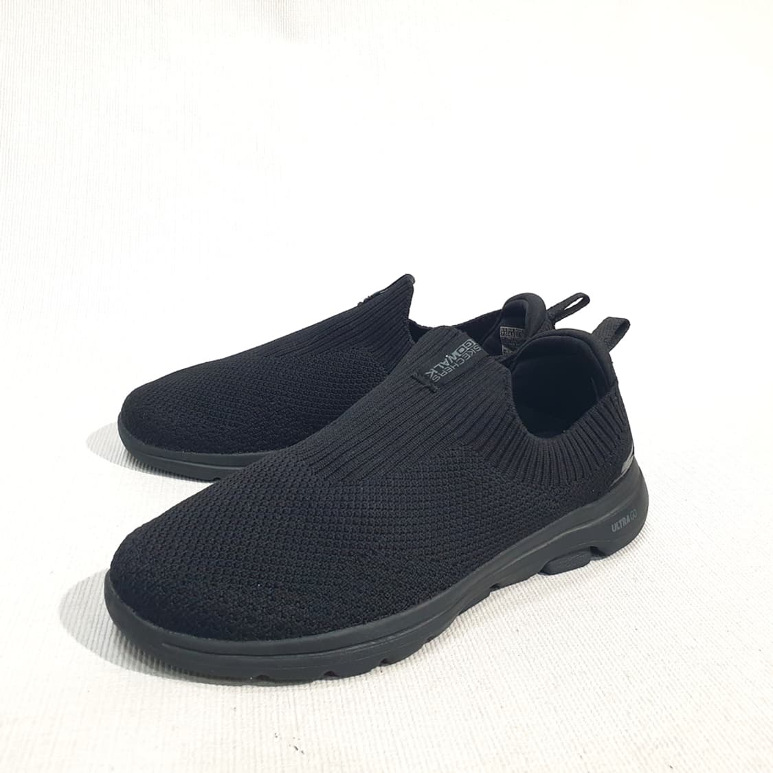 스케쳐스 고워크 슬립온 운동화 245 상품이미지2