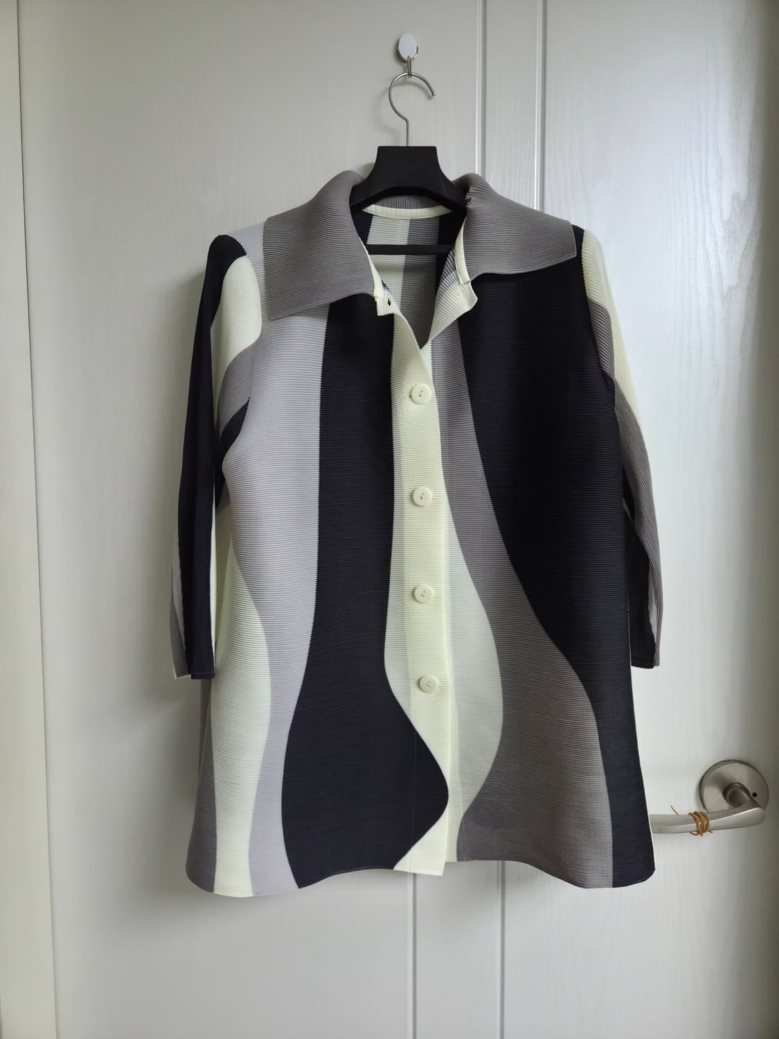 플라라 시그니처 플리츠  자켓  free 상품이미지2