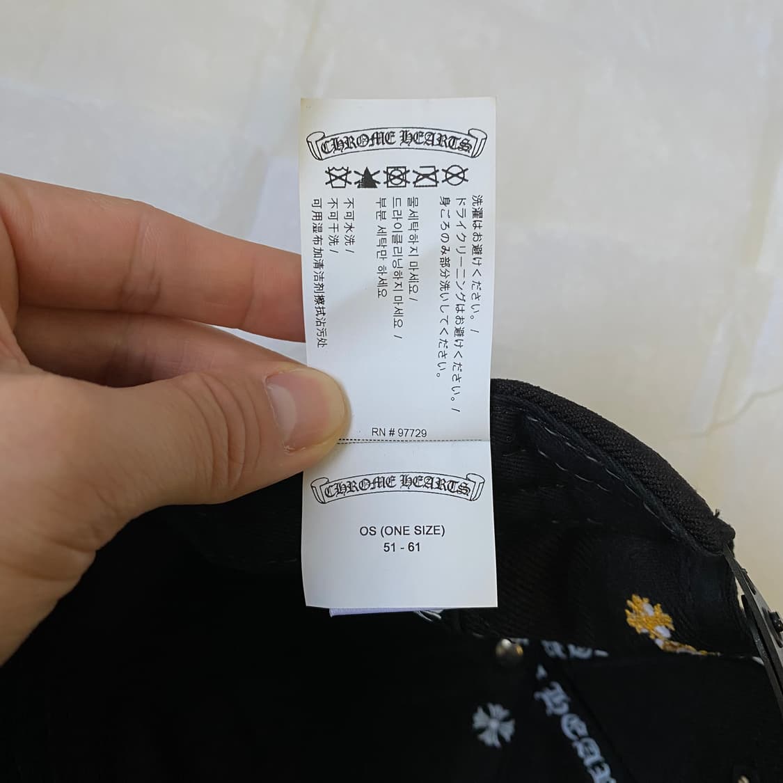 [Free] 크롬하츠 CH로고 베이스볼 캡 블랙 옐로우 상품이미지8