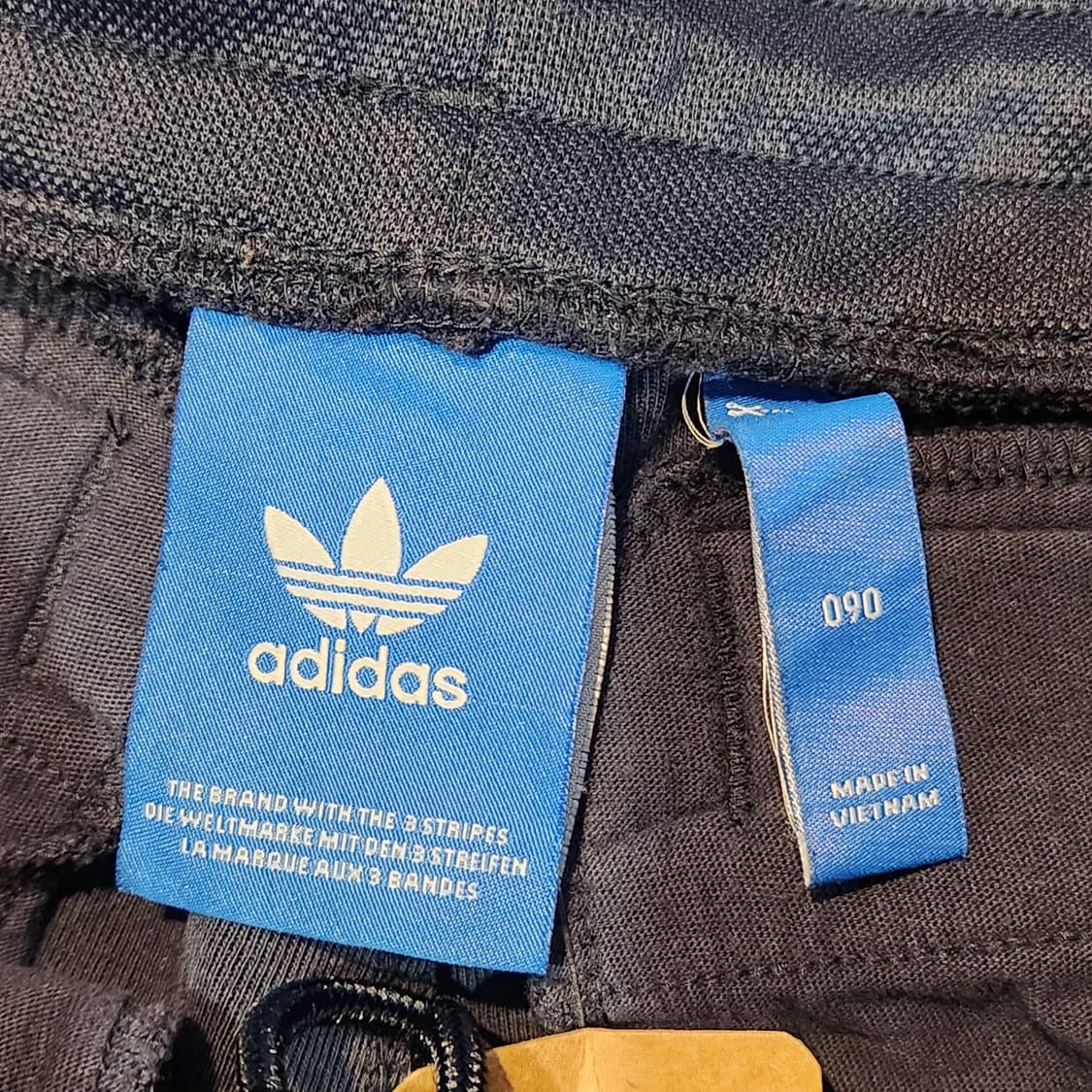 아디다스  네이비 트랙 반바지 (90) 상품이미지3