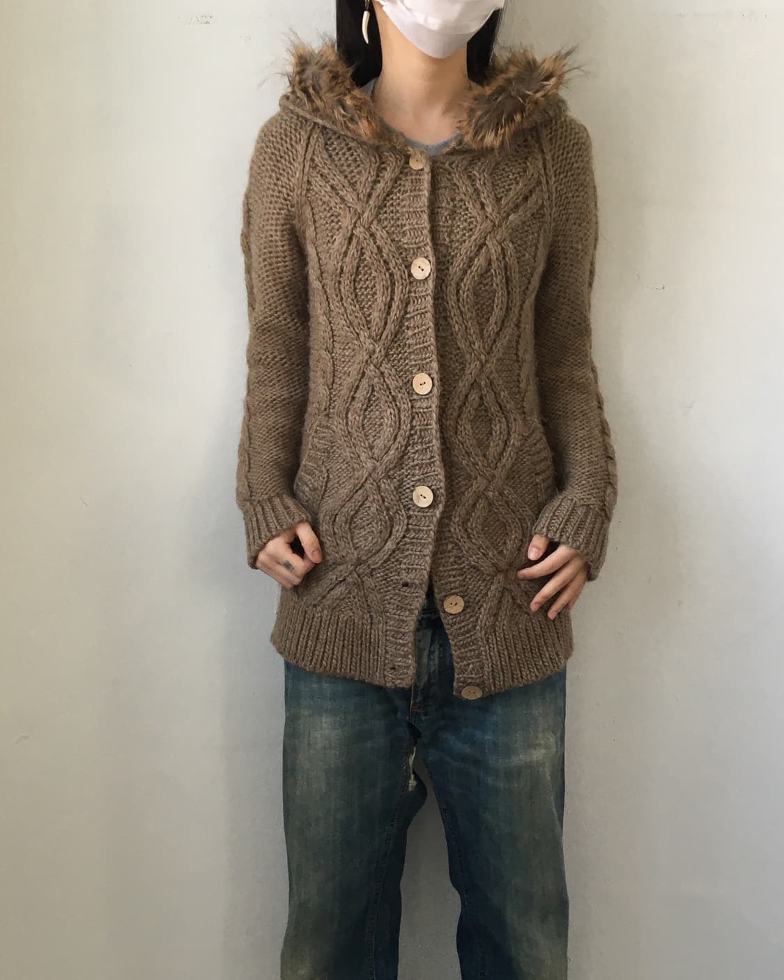 Fake fur hood cable pattern knit cardiga 상품이미지1