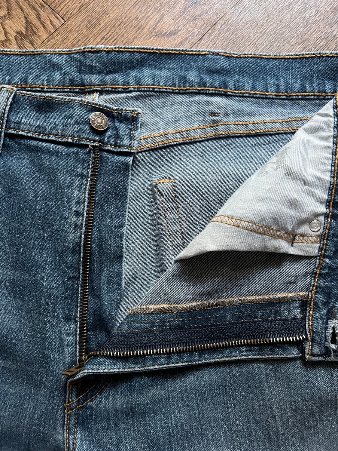 [38]리바이스 505 레귤러 스트레이트핏 빈티지 워싱 데님 팬츠 상품이미지3