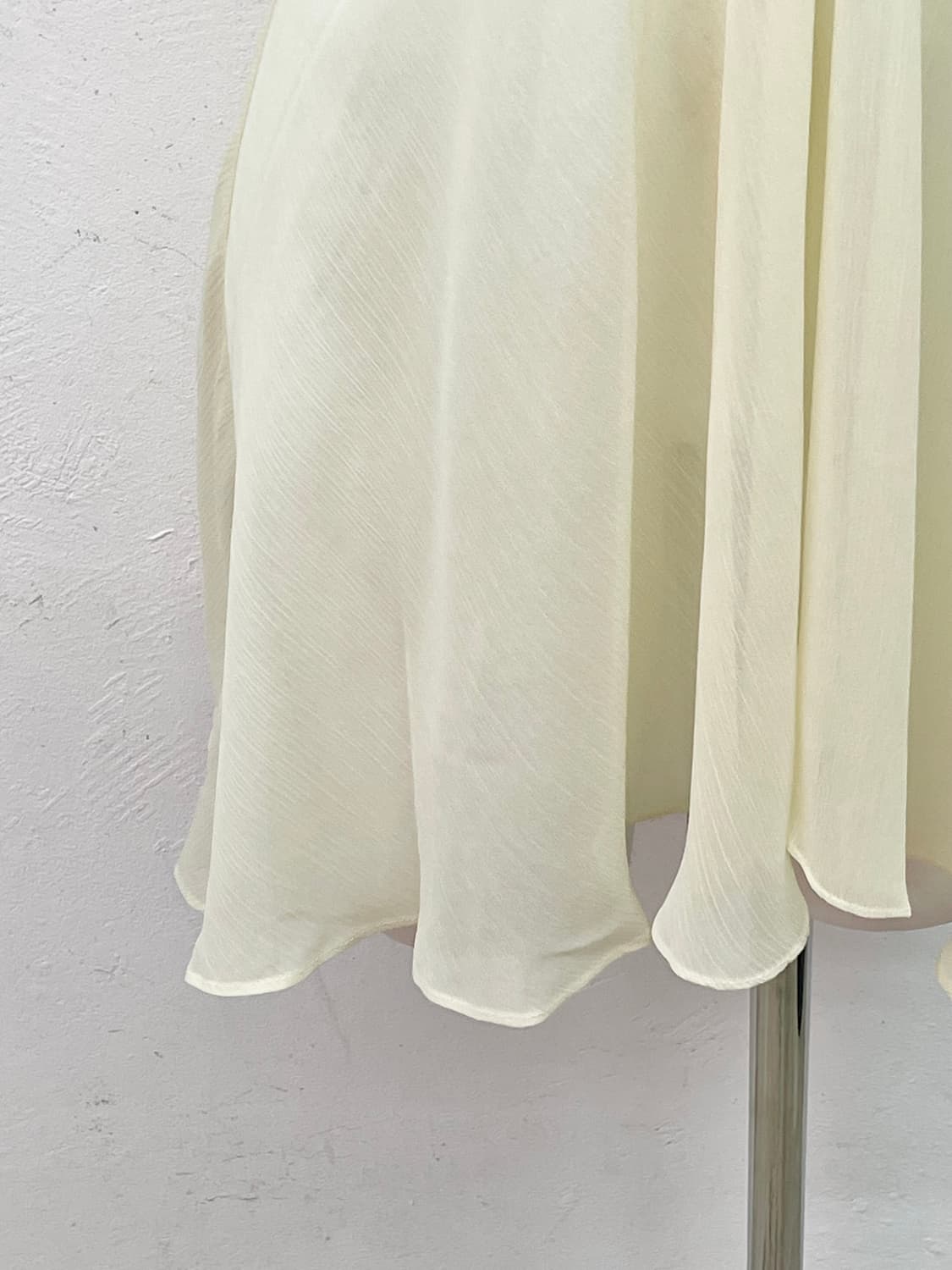 아이보리 시어 자수 슬립 상품이미지3