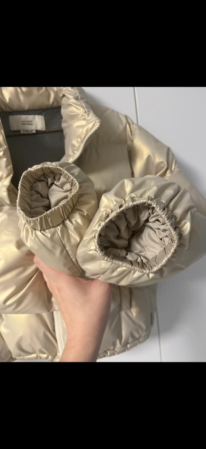 라퍼지포우먼 글로시 크롭 푸퍼 패딩 아이보리 상품이미지3