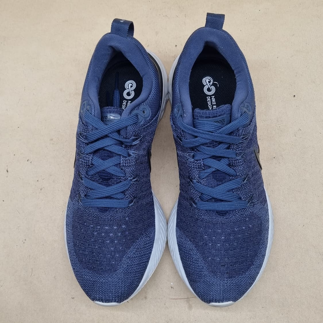 나이키 리액트 인피니티 플라이니트 여성 운동화 240 상품이미지2