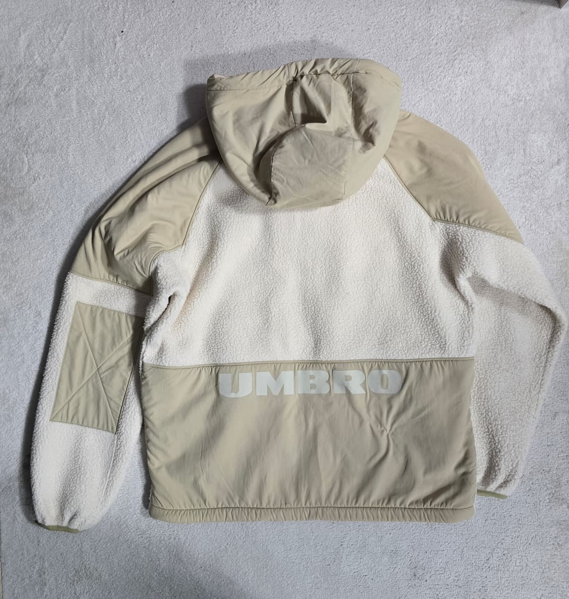 Umbro 엄브로 코듀라 택트 뽀글이 후드 자켓 상품이미지5