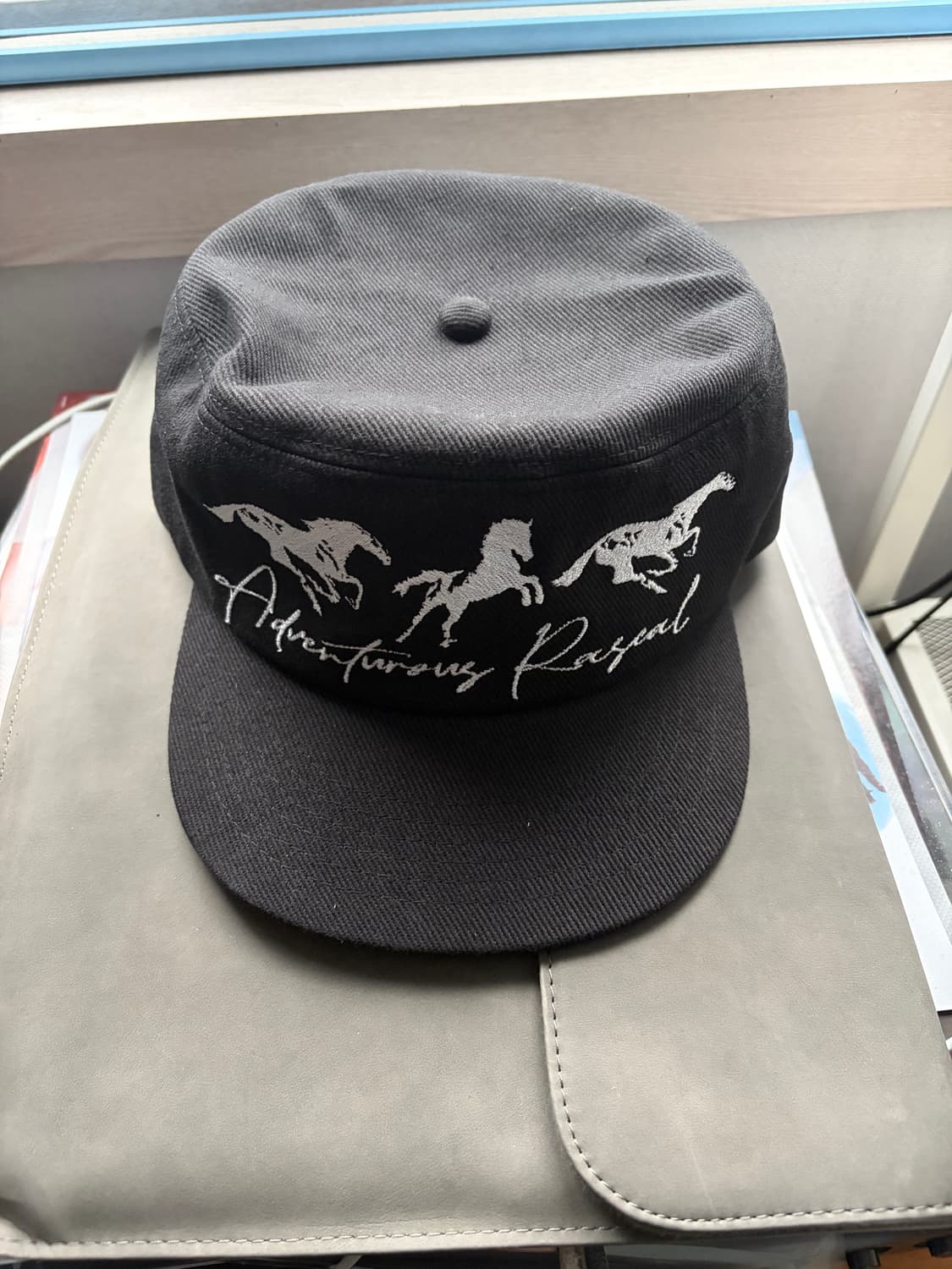 스컬리웩 류정란 horse 필박스 캡 상품이미지2