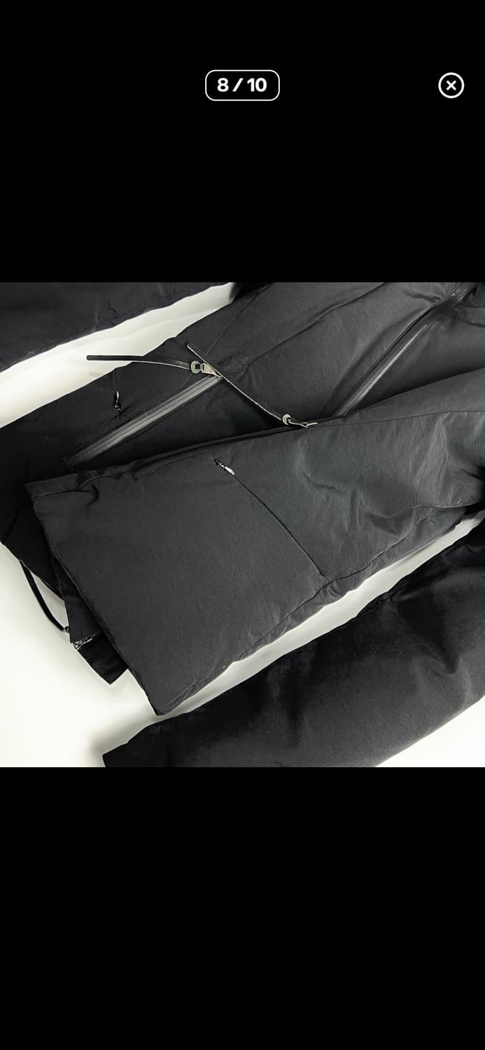 The Viridi Anne 비대칭 하이넥 후드 다운 자켓 상품이미지6