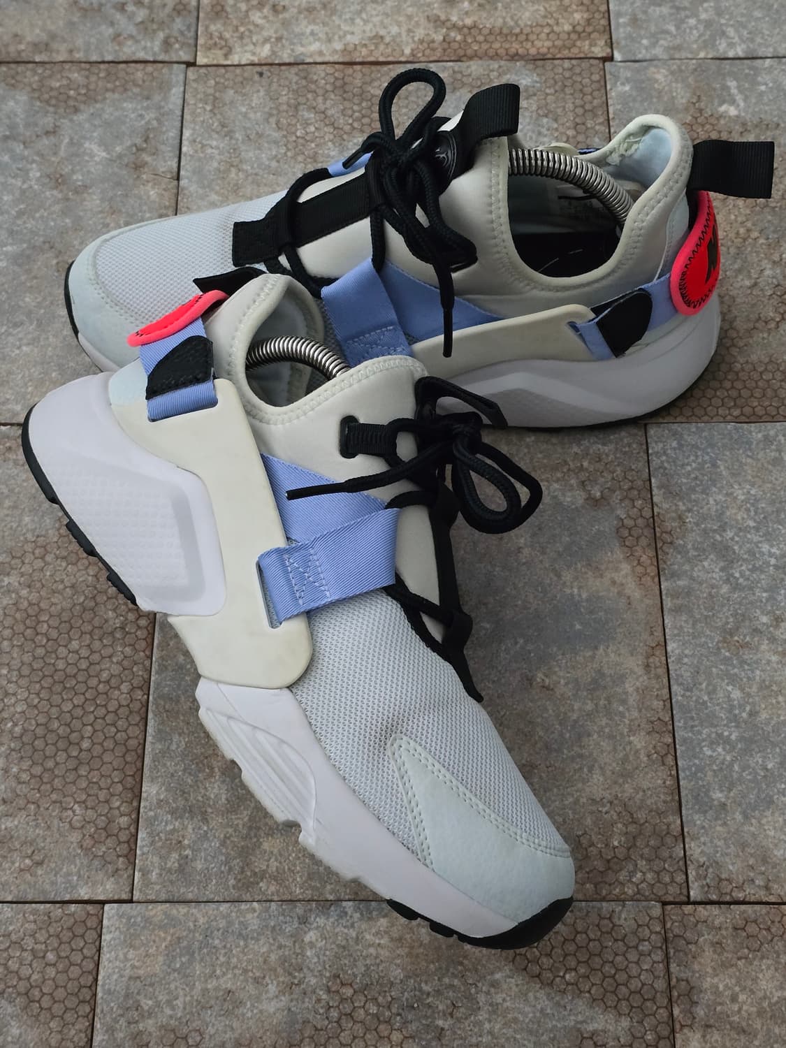 (250)나이키 에어 허라취 시티 로우 상품이미지7