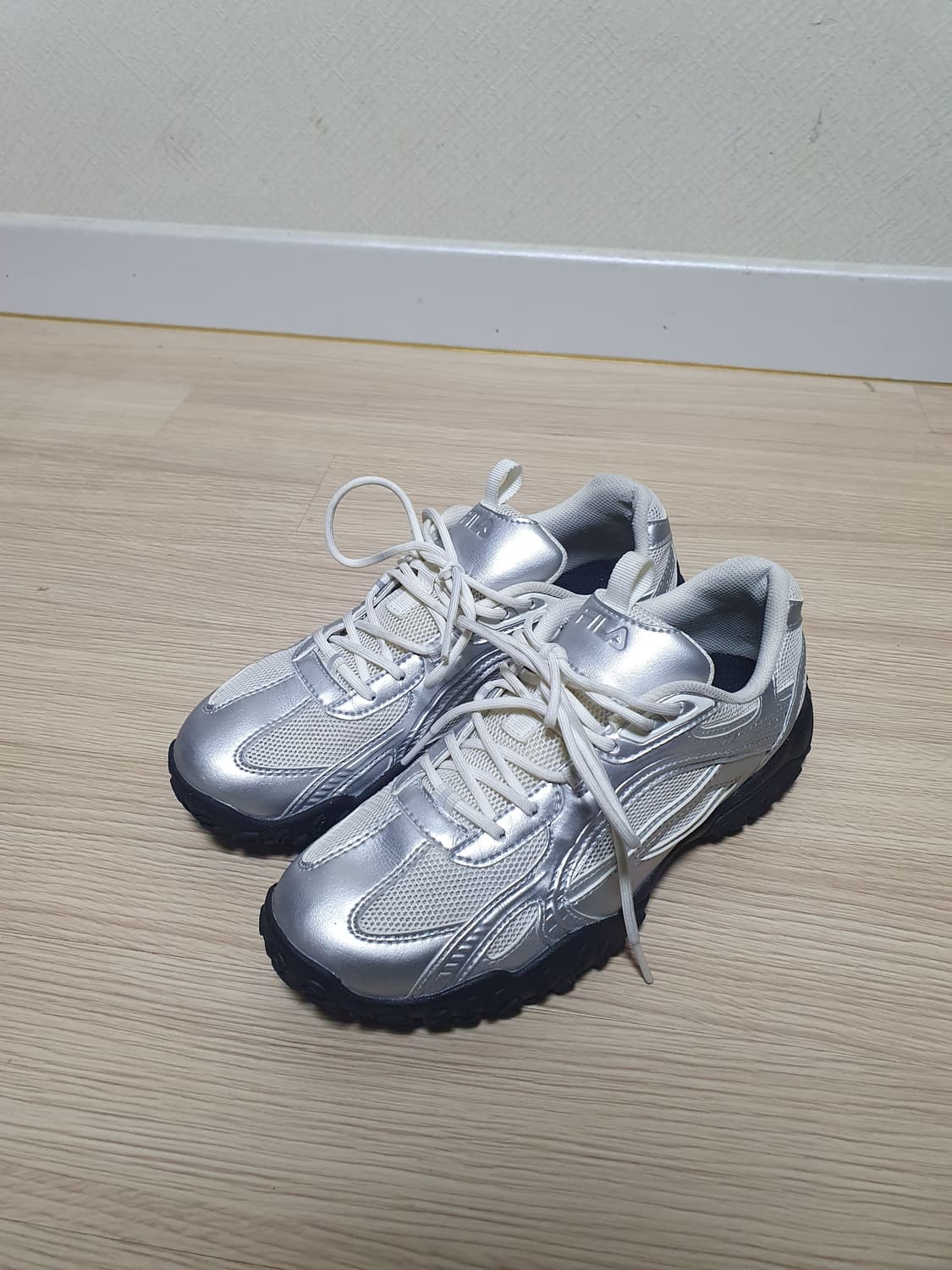 휠라 에샤페 MS 실버문 240 상품이미지4