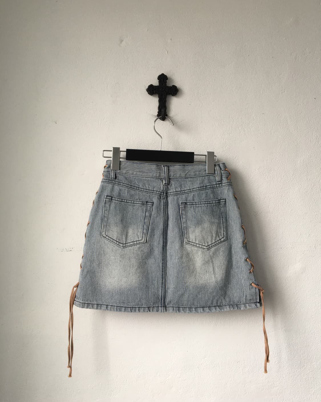 Side lace up point stripe pattern mini s 상품이미지2