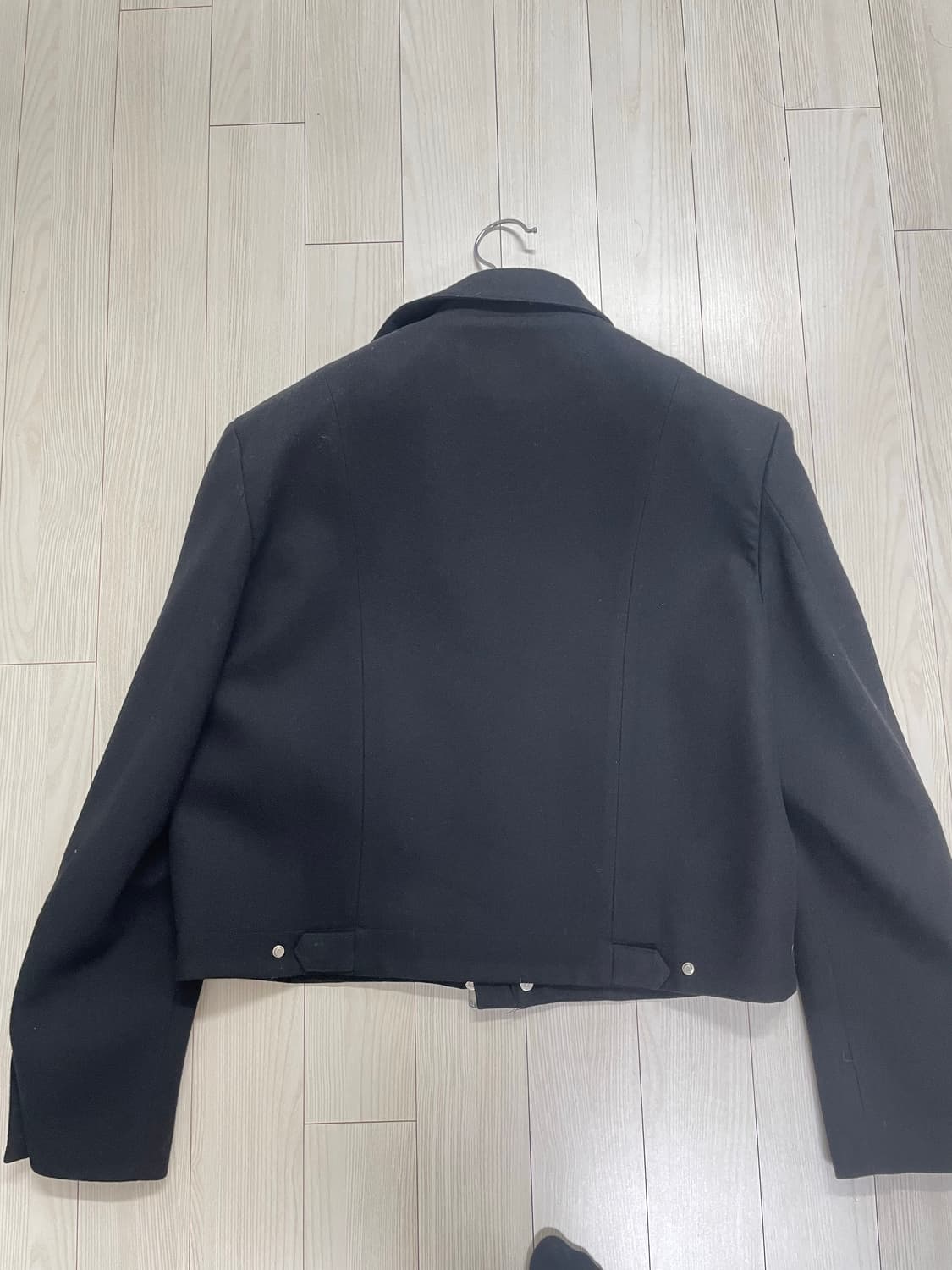 토니웩 버진울 크롭자켓 블랙 L사이즈 판매합니다 상품이미지4