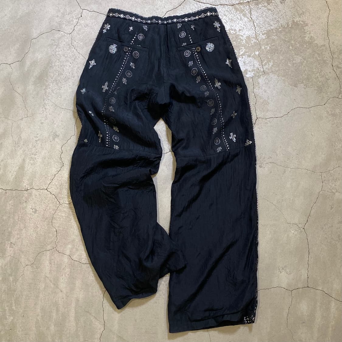 isseymiyake haat pants 상품이미지2