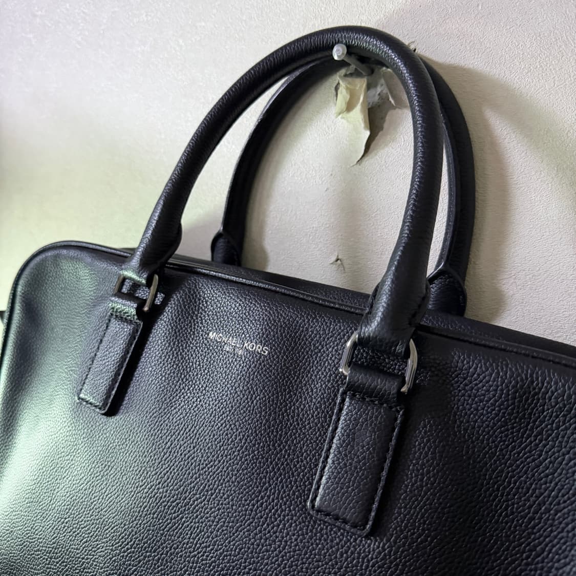 마이클코어스 남성 브리프 서류가방 2way 토트&크로스백 상품이미지1