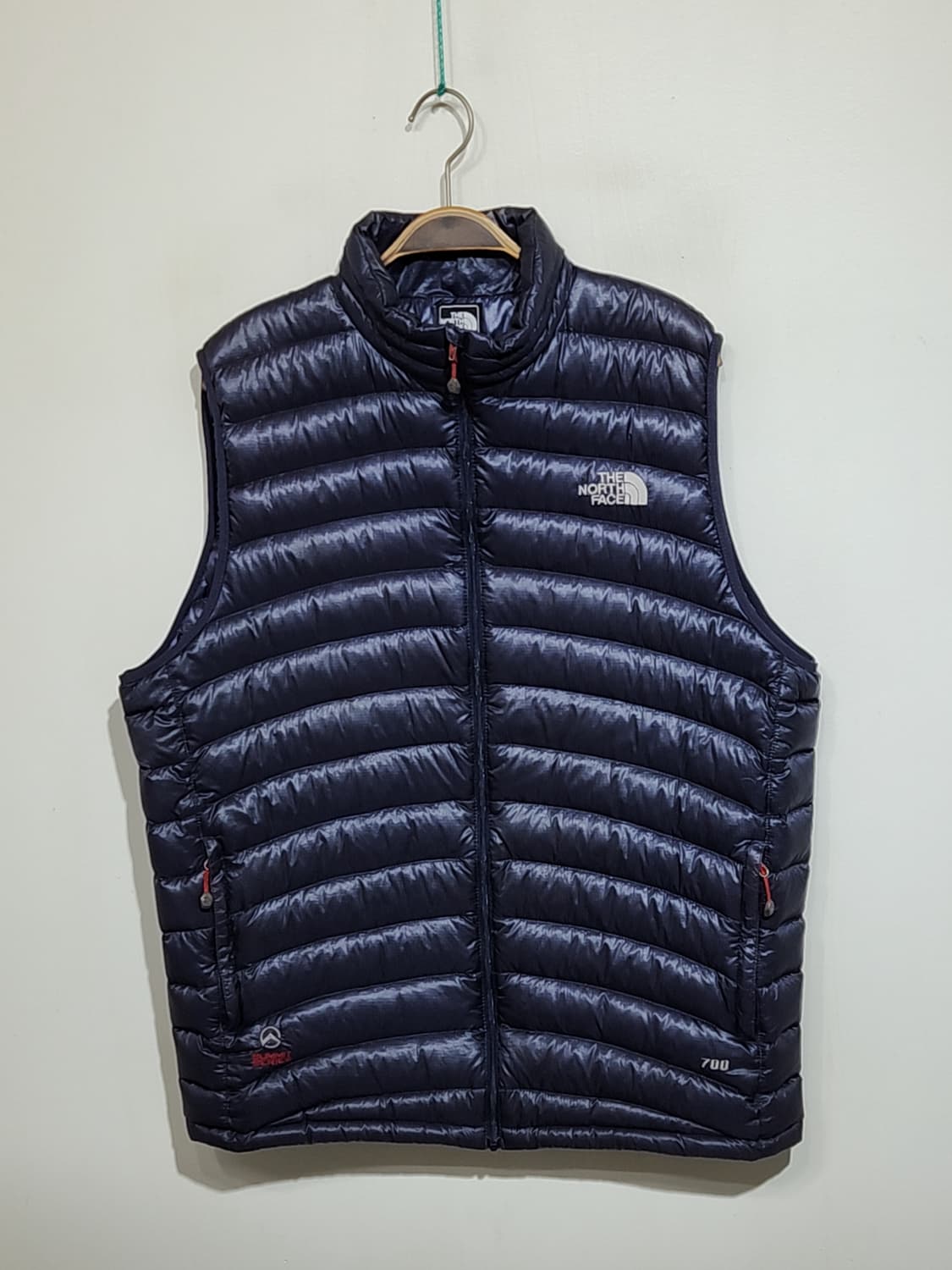 (105) 노스페이스 경량 패딩조끼 서밋시리즈 700 다운 베스트  상품이미지1