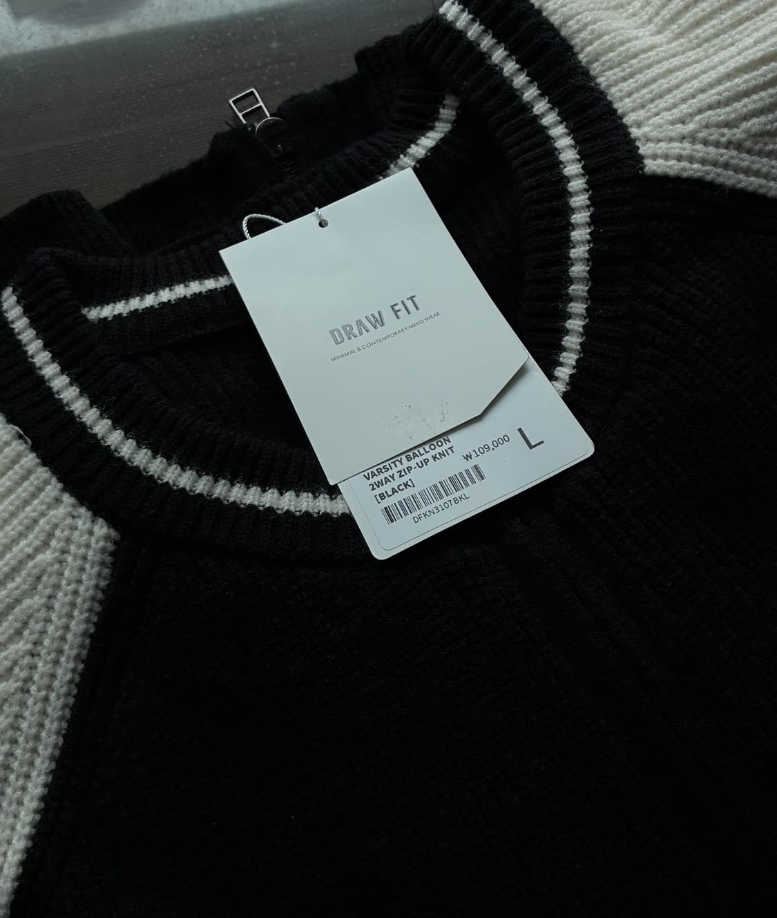 (새상품)(L) 드로우핏 바시티 벌룬 투웨이 집업 니트 [BLACK] 상품이미지9