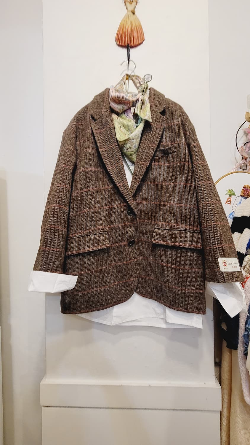 써스데이 아일랜드 리치울 자켓 상품이미지1