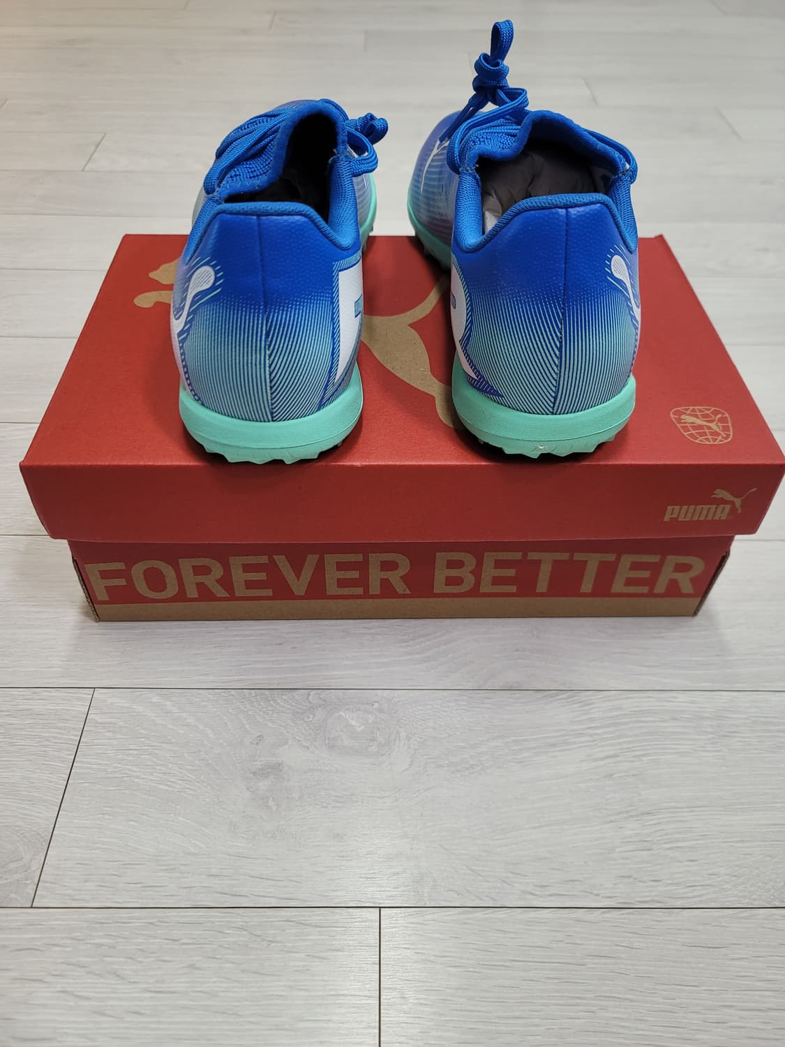 (250)푸마 풋살화 퓨처 7 플레이 TT[대전 직거래도 가능] 상품이미지7