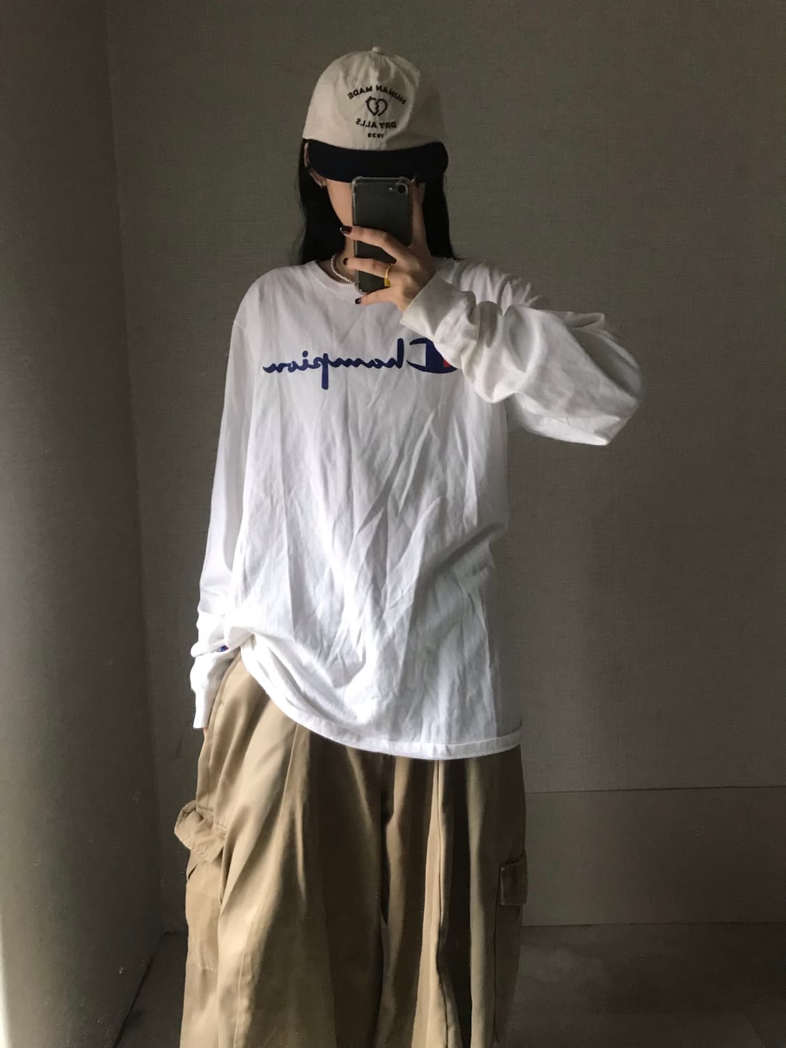 챔피온 화이트 오버핏 롱슬리브 상품이미지4