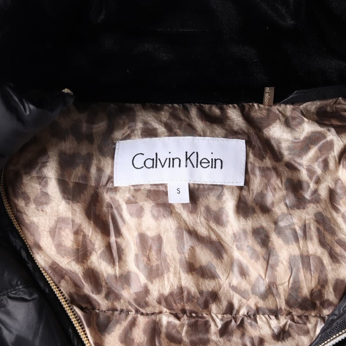캘빈클라인 레오파드 라이닝 덕다운 경량 패딩 S 상품이미지6