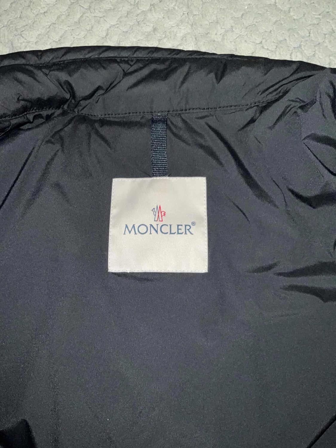 몽클레어 쇼커트 경량 패딩 남성 다운 자켓  상품이미지5