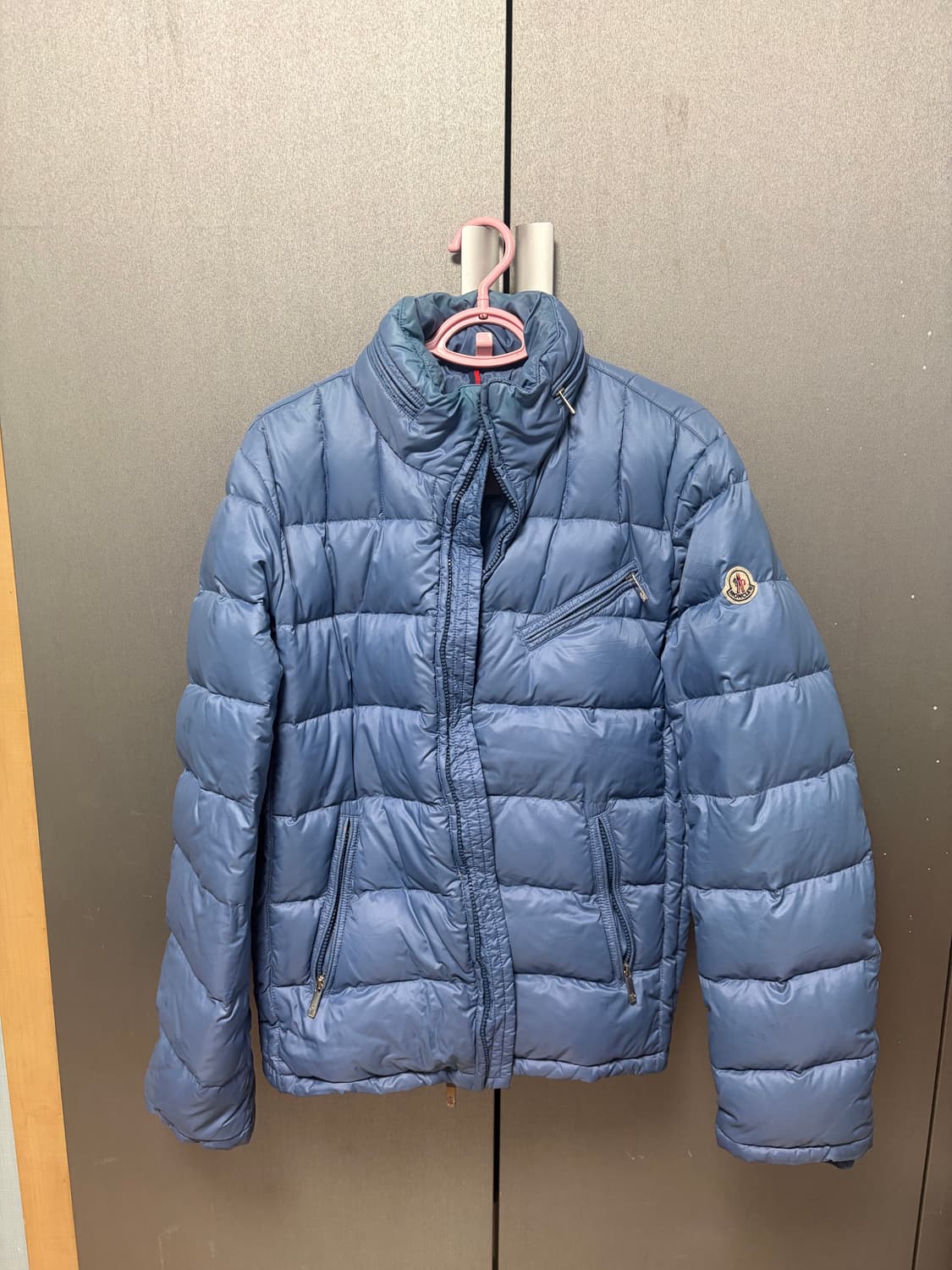 몽클레어 하늘색 구스다운 경량패딩 상품이미지1