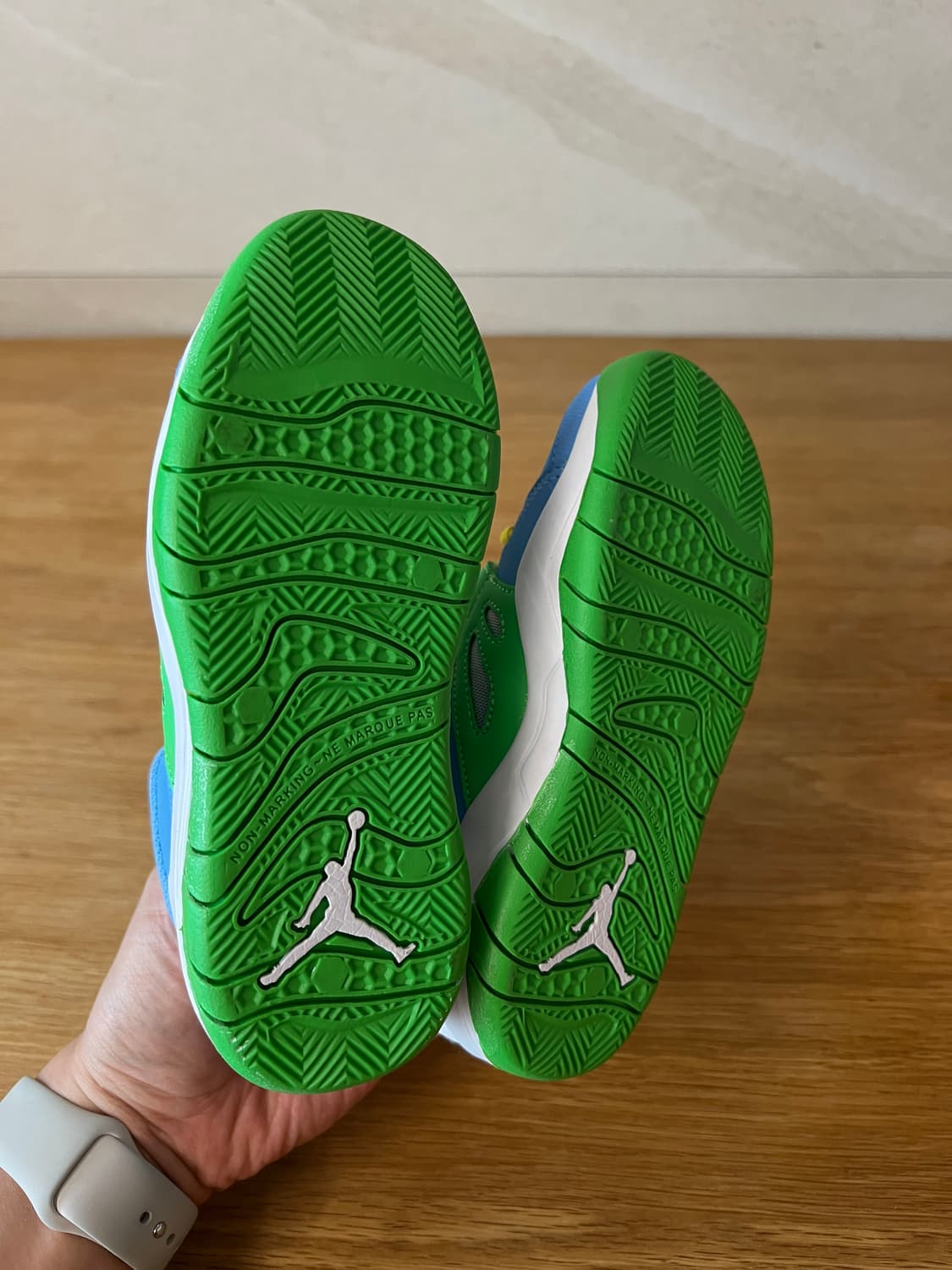 [170mm] [미사용 새제품] 조던 플라이트 루미너리 BT (55538 상품이미지7