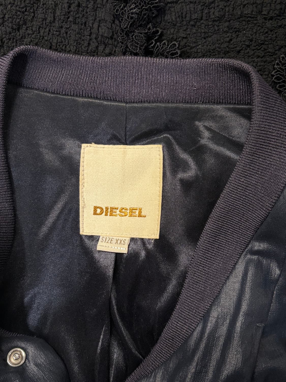 DIESEL pleated bomber jacket navy  상품이미지7