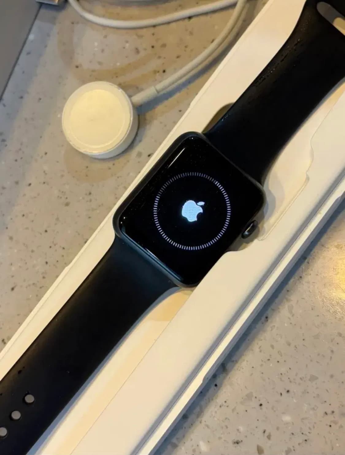 애플워치 원조 1세대 42mm 풀구성 상품이미지2