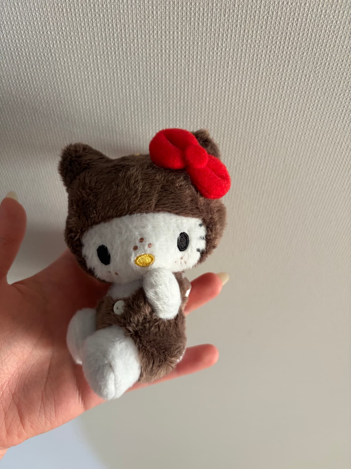 몬치치 50주년 x 헬로키티 키링 상품이미지1