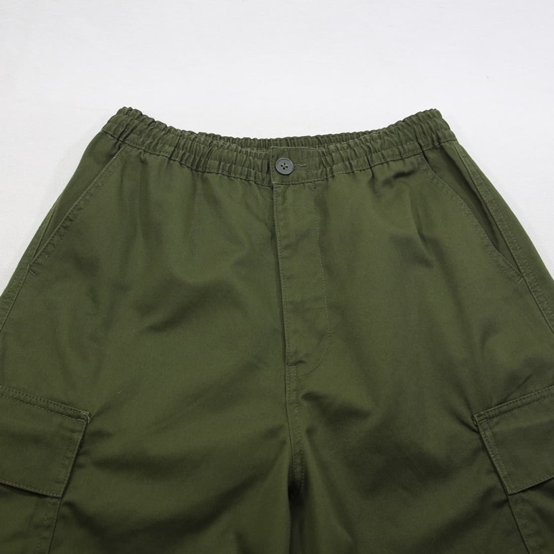 (착용컷) GU 와이드 밴딩 카고 팬츠 (남성용) 상품이미지4