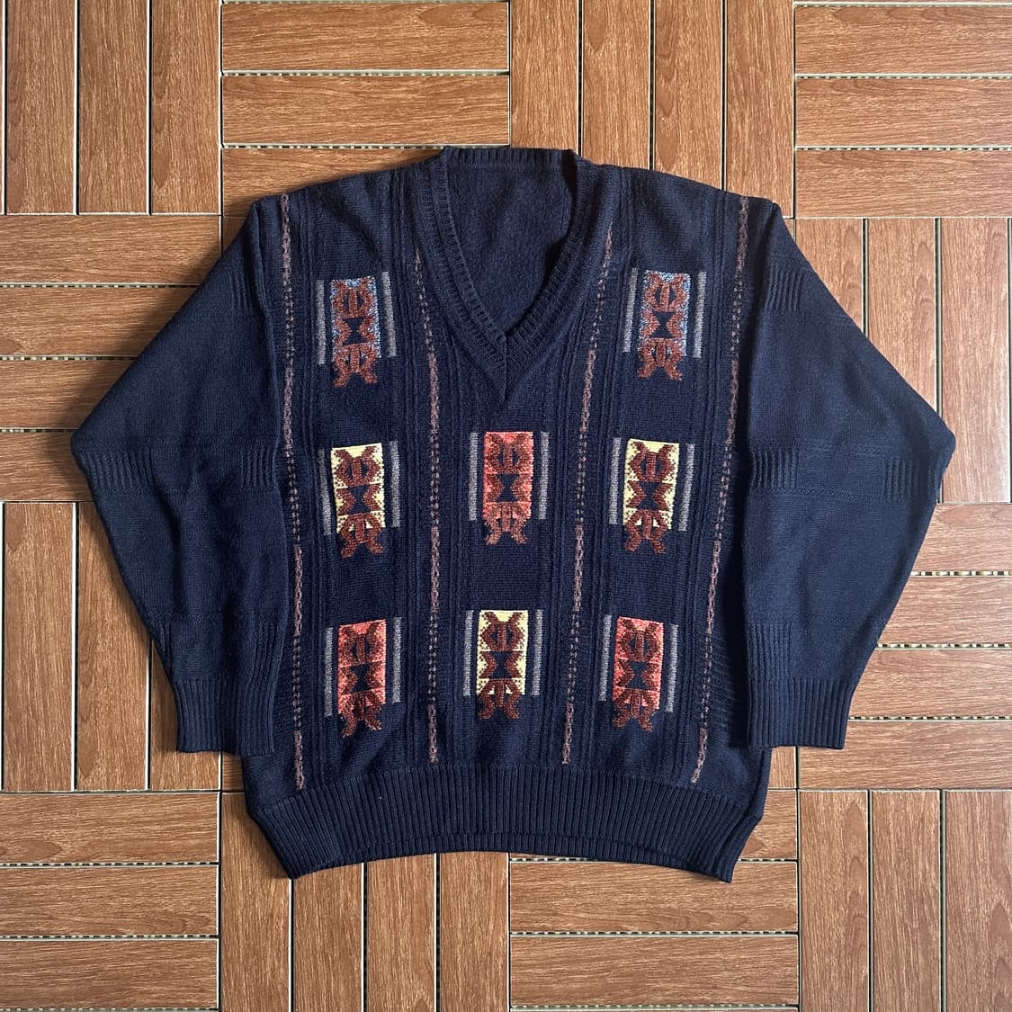 Vintage v-neck wool knit sweater 상품이미지1