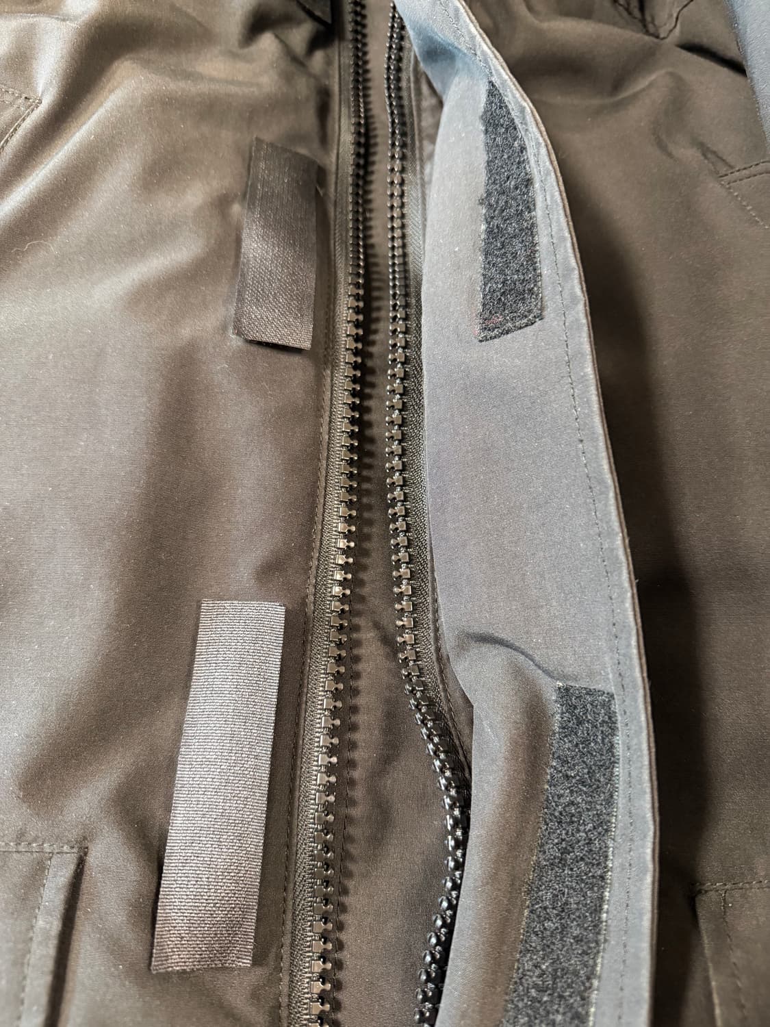 캐나다구스 랭포드 블랙 퓨전L 판매합니다. 상품이미지8