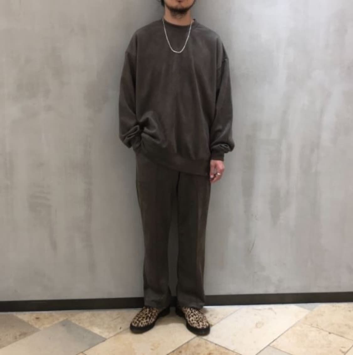 beams 빔즈  훼이크스웨이드 스트레이트 팬츠  브라운 M 사이즈  상품이미지9